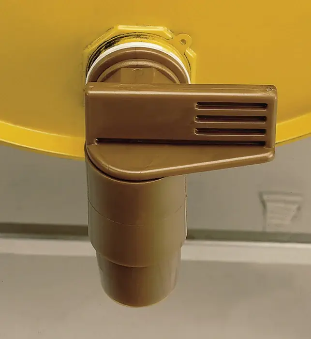 Fasshahn ( 9000466072 ) Kunststoff braun Neue Ware