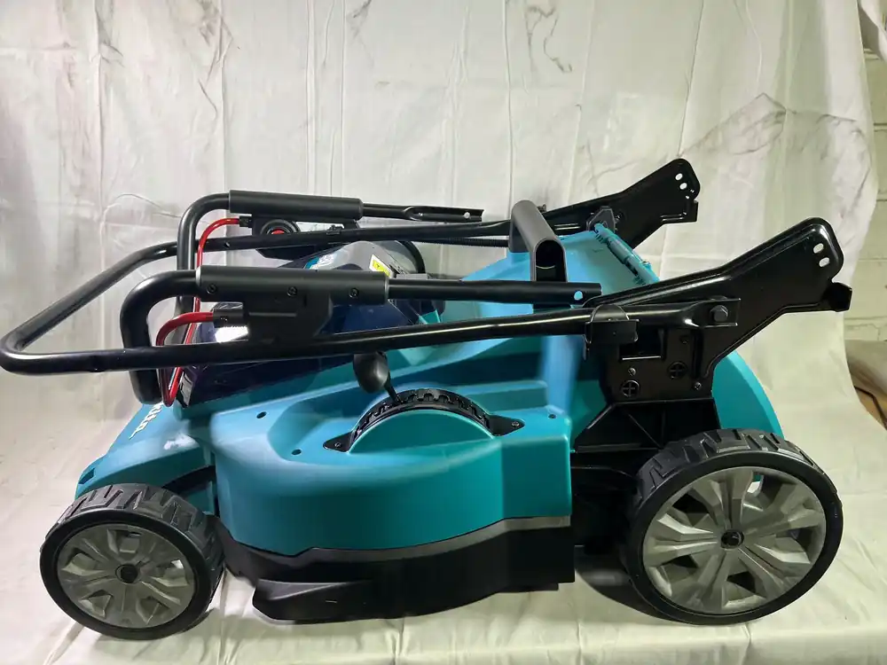 Makita DLM 480 Z Akku Rasenmäher 36 V ( 2x 18 V ) 48 cm 62 l Solo - ohne Akku, ohne Ladegerät - Reparaturgerät Direkt Vom Hersteller