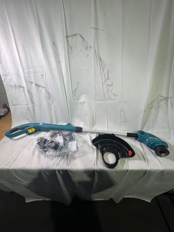 Makita DUR 181 Z Akku Rasentrimmer 18 V 26 cm Solo - ohne Akku, ohne Ladegerät - Reparaturgerät Expressversand