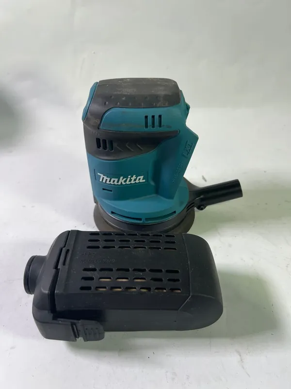 Knallerangebot Makita DBO 180 Z Akku Exzenterschleifer 18 V 125 mm Solo - ohne Akku, ohne Ladegerät - Gebraucht